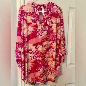 Dear Scarlett Pink and Cream Patterned Top